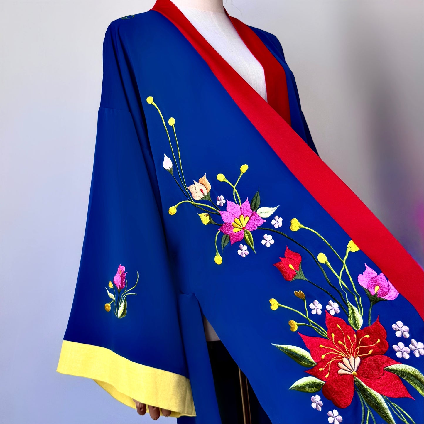 Bonita Colorblock Floral Print Kimono