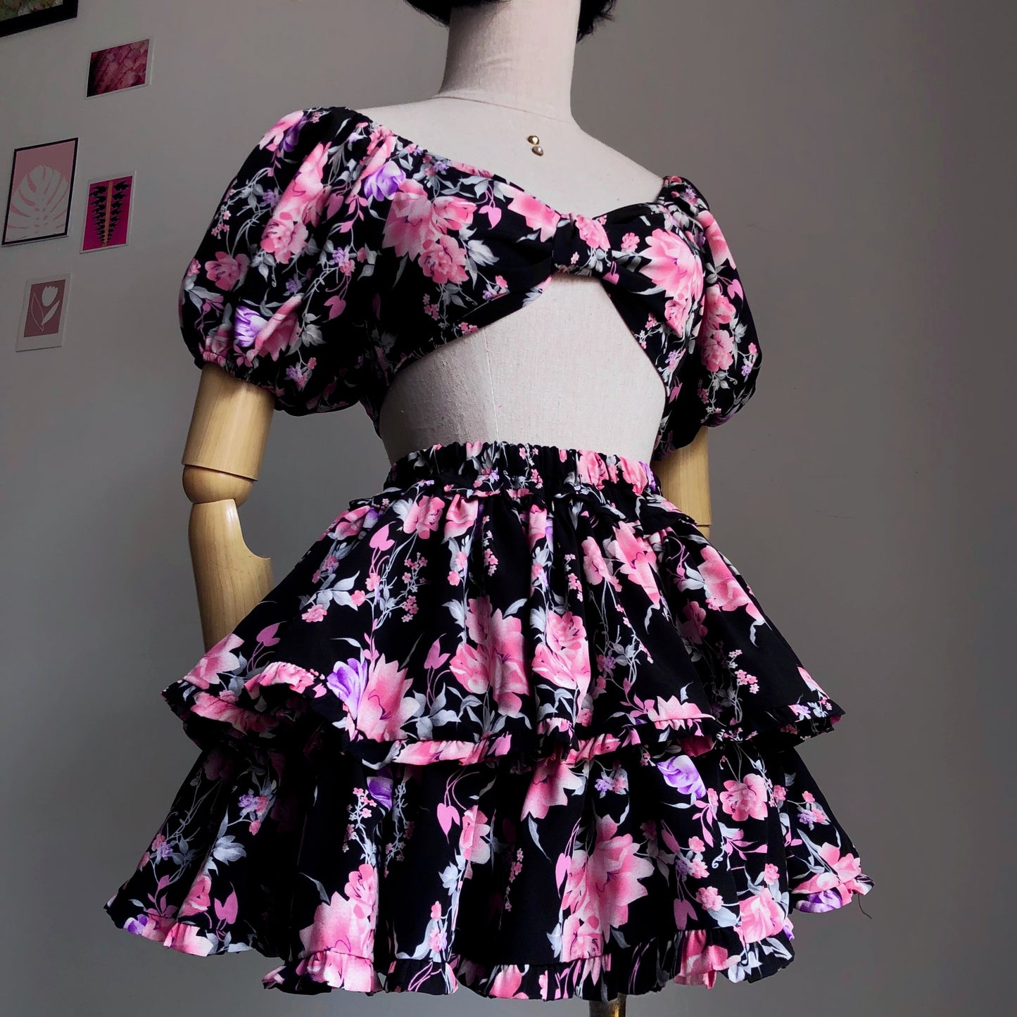 Floral Girl Black And Pink Puffy Sleeves Two Piece Set