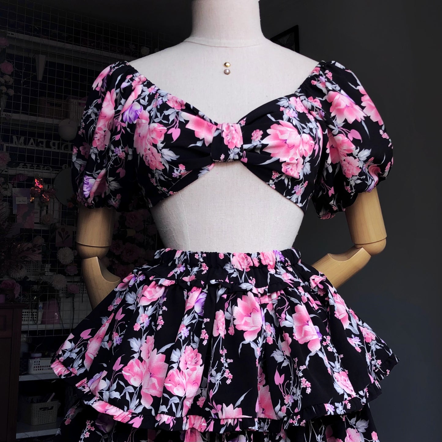 Floral Girl Black And Pink Puffy Sleeves Two Piece Set