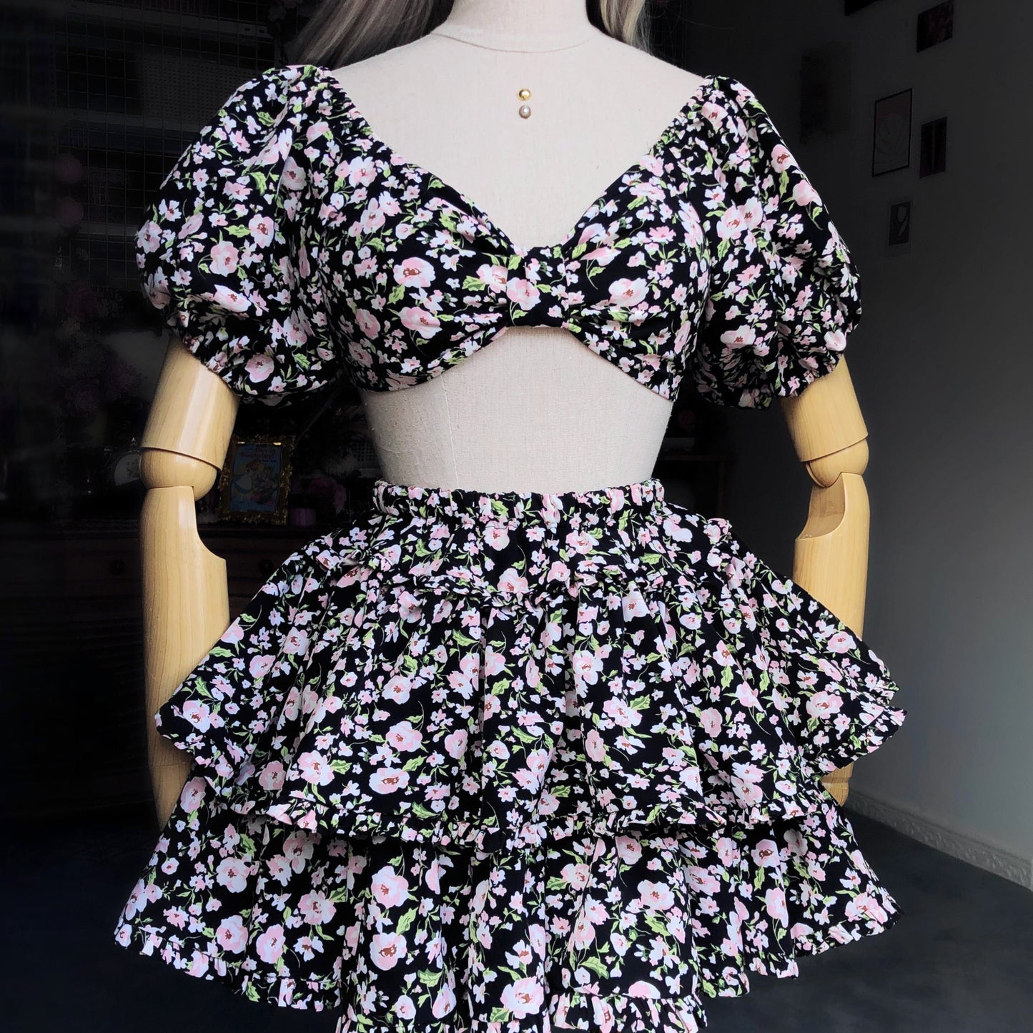 Floral Girl Black Puffy Sleeves Two Piece Set